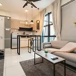 Arte Mont Kiara-2Bedroom-Netflix-4Pax