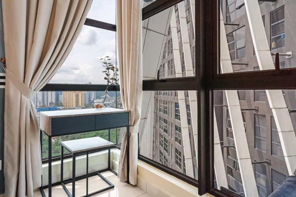 Pangsapuri Arte Mont Kiara-2bedroom-netflix-4pax