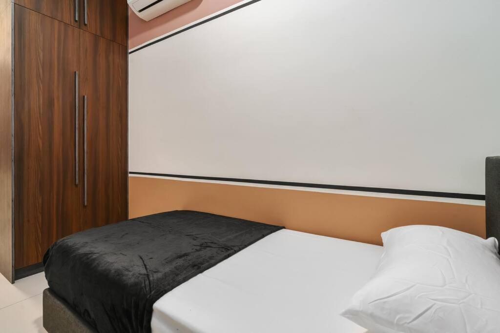 Arte Mont Kiara-2bedroom-netflix-4pax Pangsapuri Kuala Lumpur