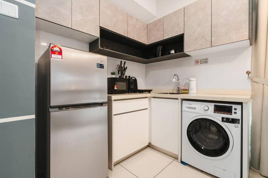 Arte Mont Kiara-2bedroom-netflix-4pax Pangsapuri *