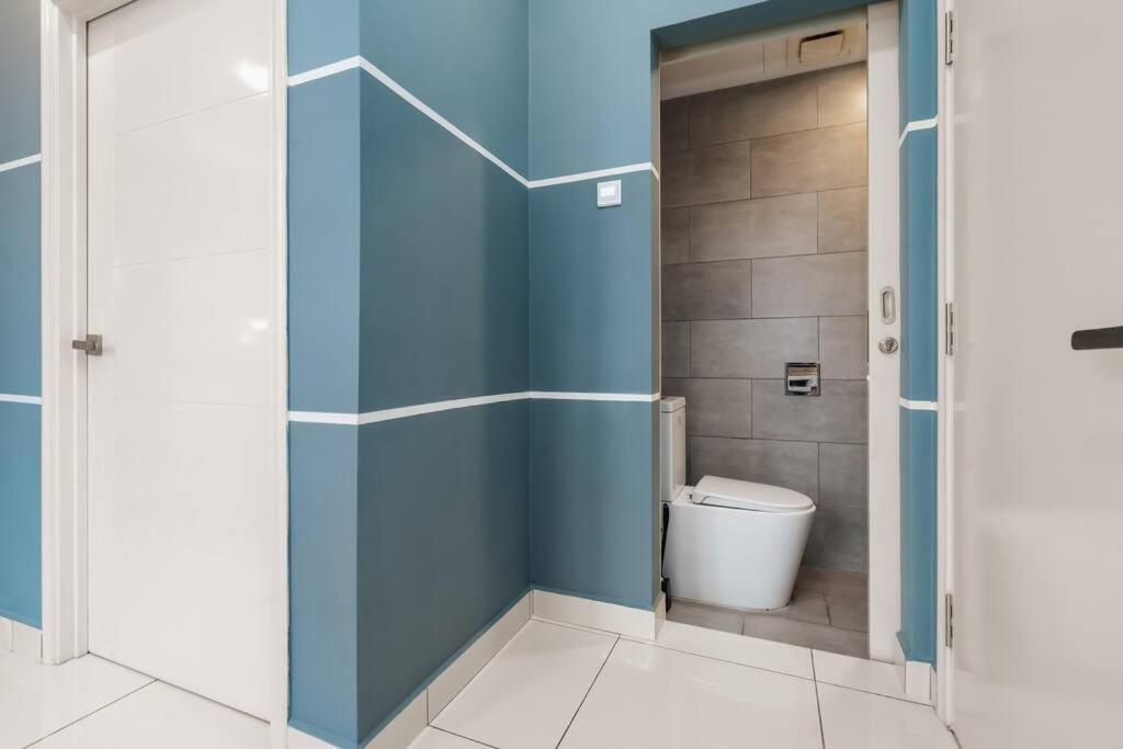 Pangsapuri Arte Mont Kiara-2bedroom-netflix-4pax