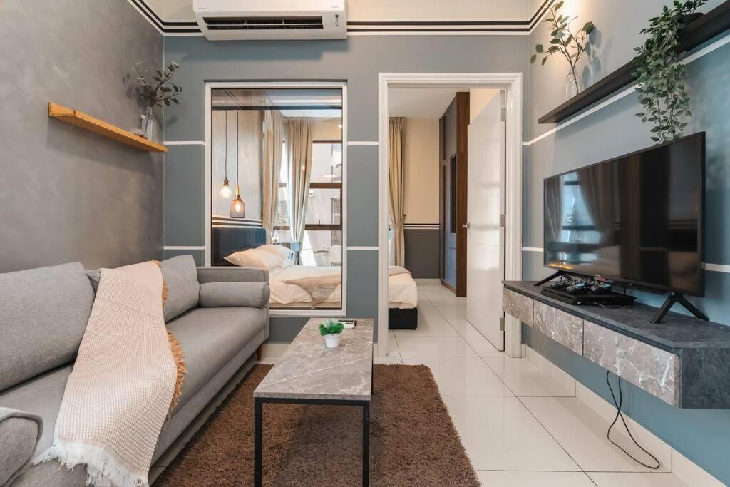 Arte Mont Kiara-2bedroom-netflix-4pax Pangsapuri
